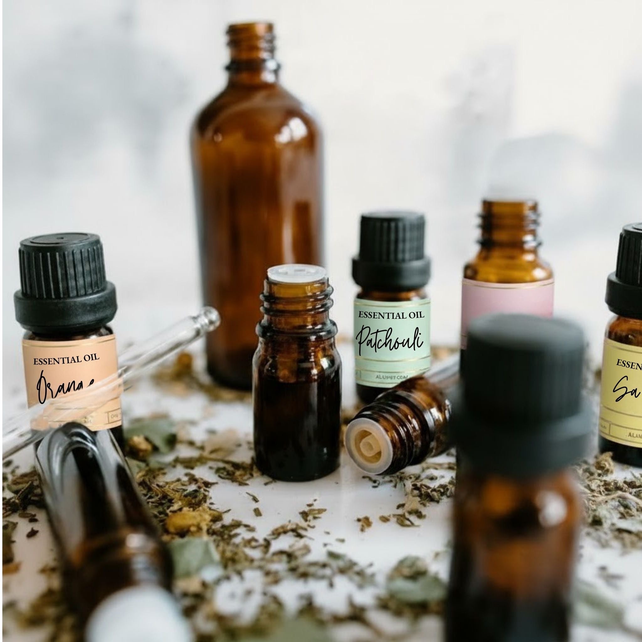 Mood Balancing Essential Oil Set | 12-Oil Aromatherapy Ritual